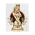 Velveteen Plush Blanket – Vintage Queen Chess Pin-Up Design